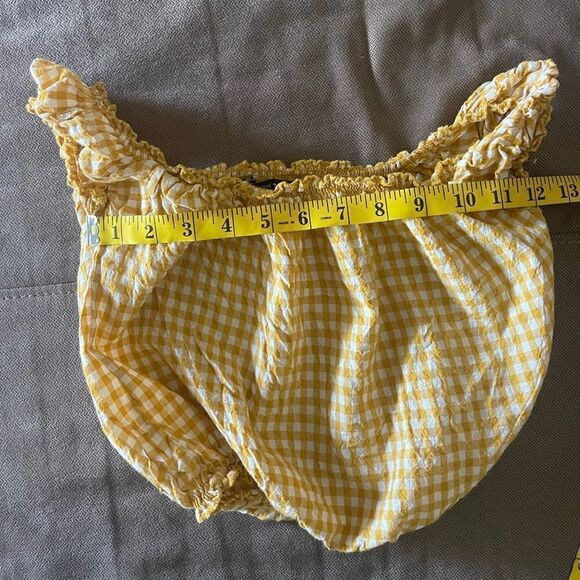 Brandy Melville Women Yellow Stretch Sleeveless Gingham Ruffle Crop Top Size: S - Picture 7 of 7